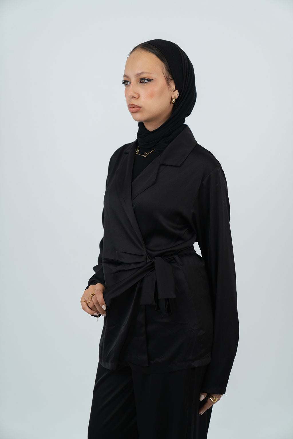 The satin wrap set in black