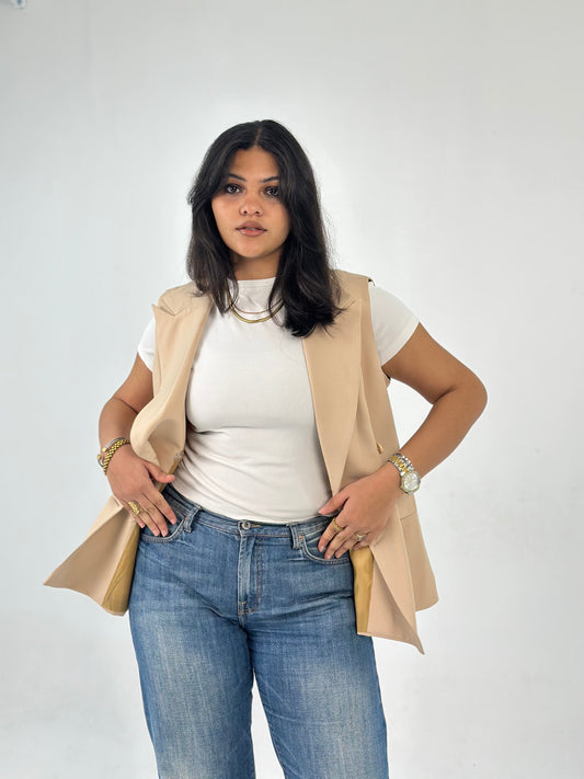 Crossover Vest - In Beige