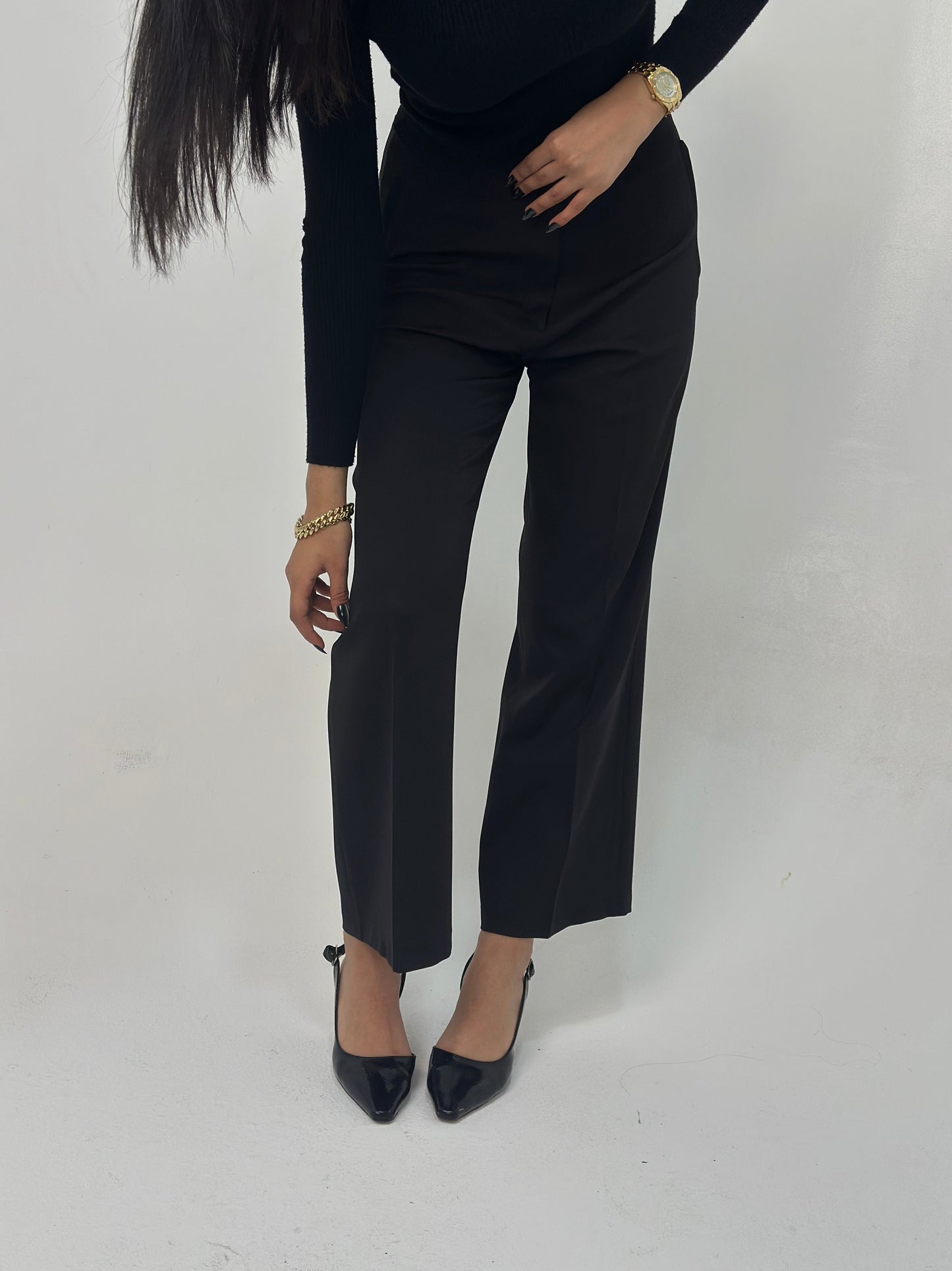 Signature Straight Pants - In Black