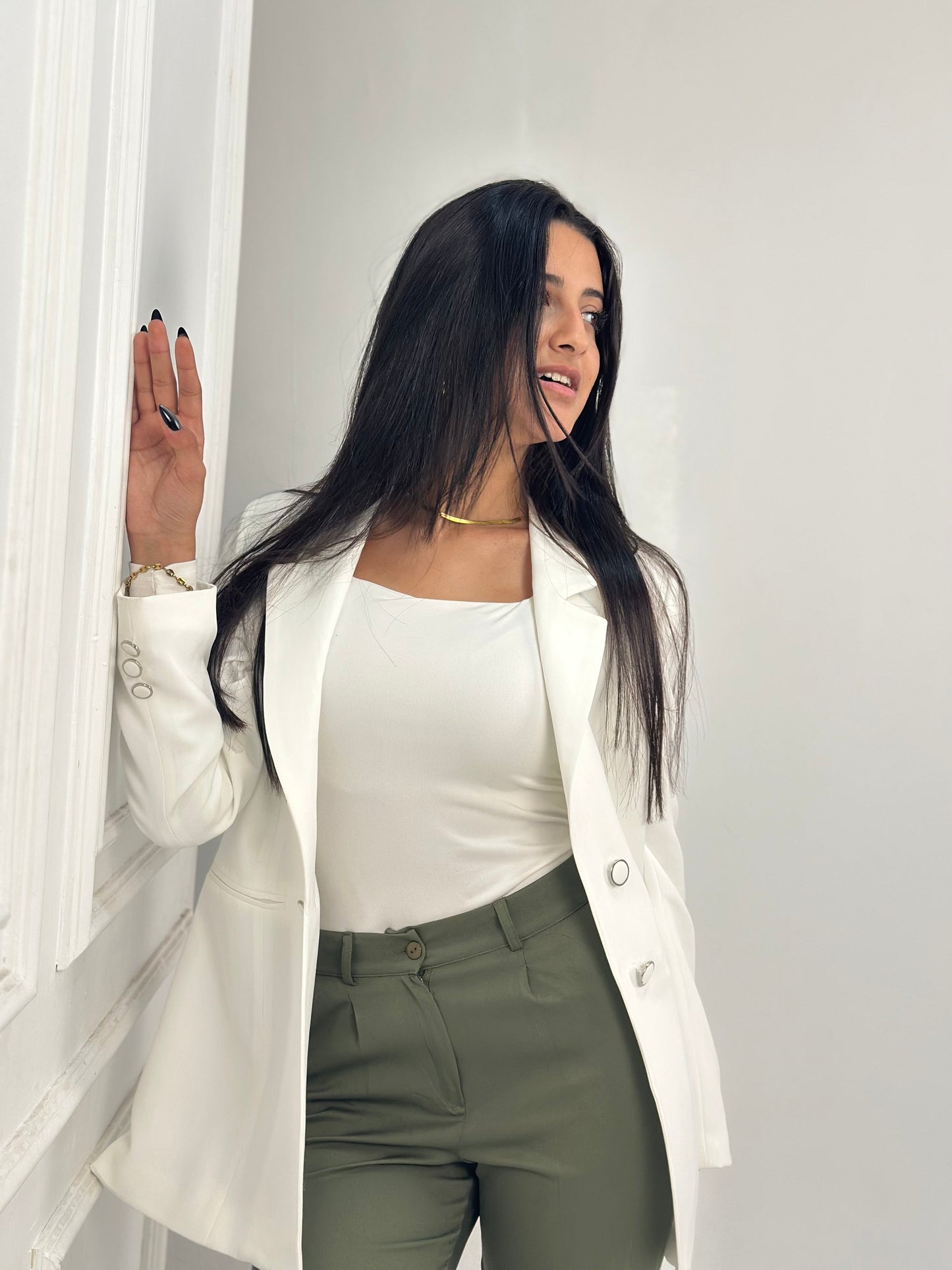 Double-Buttoned Blazer - In White - Fully Lined