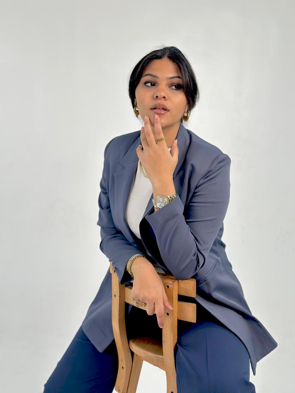 Double-Buttoned Blazer - In Grey - Fully Lined